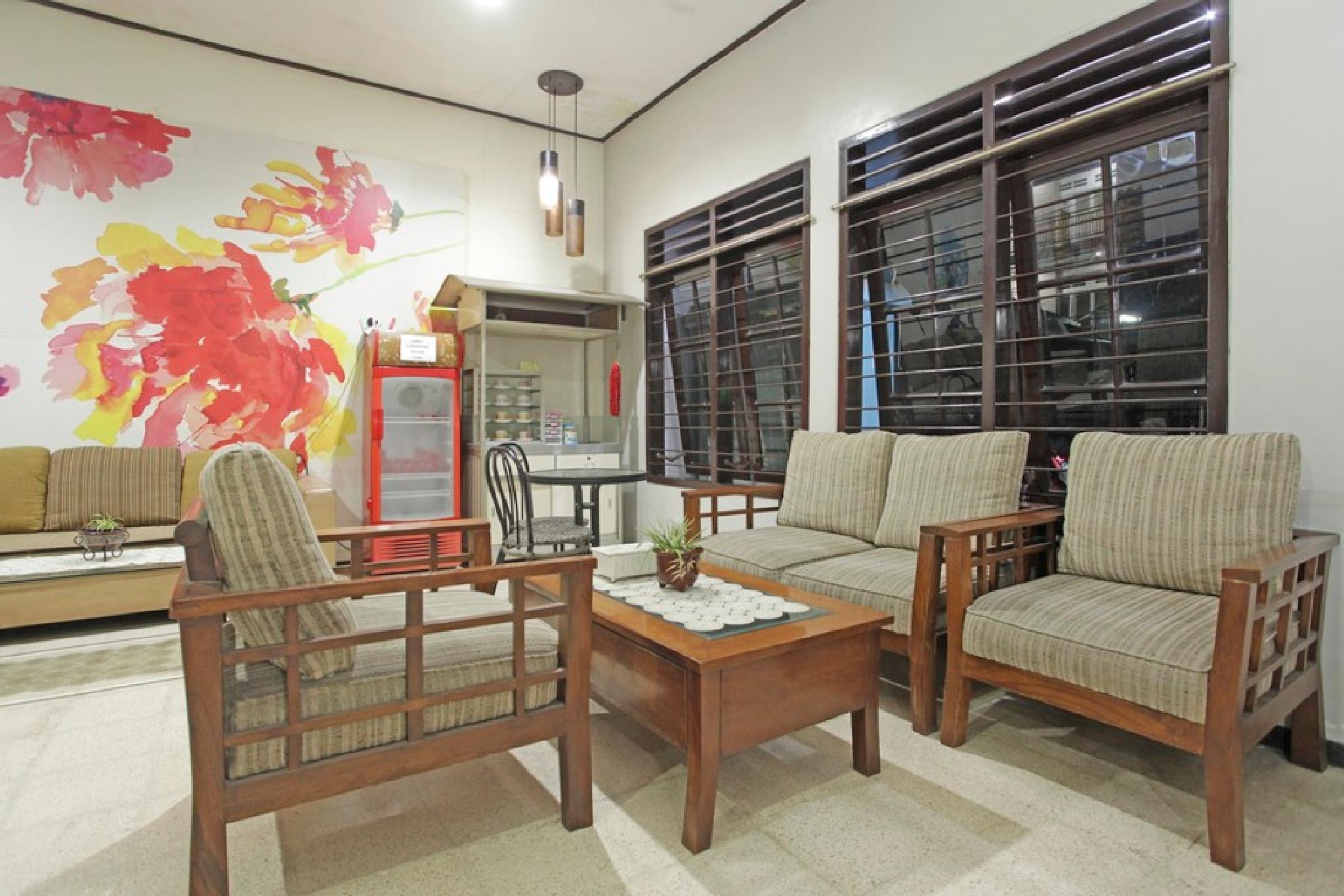 Reddoorz @ Soekarno Hatta 2 Malang Ngoại thất bức ảnh